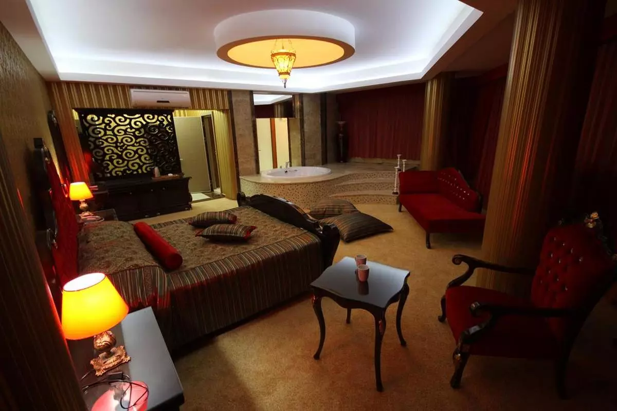grand corner izmir hotel double room (Copy).jpg